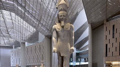 تنظيم جولات تدريبية للمرشدين السياحيين بالمتحف الكبير لتعريفهم بسيناريو العرض المتحفي 