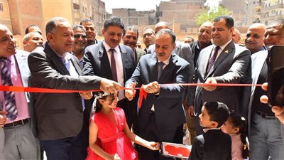 محافظ أسيوط يفتتح مدرسة منفلوط الإعدادية الجديدة بنين