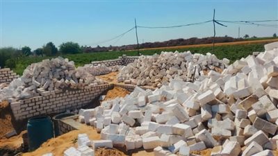 إزالة 23 حالة تعد على الأراضي الزراعية بالبحيرة  