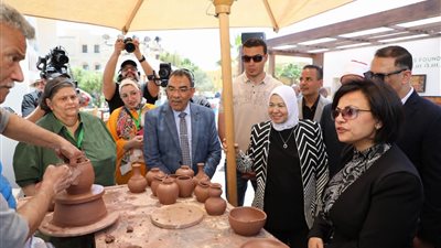 البحر الأحمر تنظم معرض