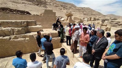زيارة ميدانية لطلاب كلية الآثار بجامعة سوهاج لمنطقة أتريبس الأثرية 