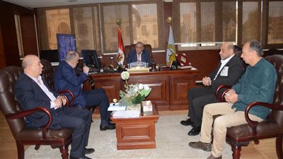 محافظ الغربية يؤكد على التواصل والتعاون مع النواب لتحقيق مطالب المواطنين