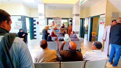 2000 مريض يستفيدون من خدمات القافلة الطبية بصان الحجر 