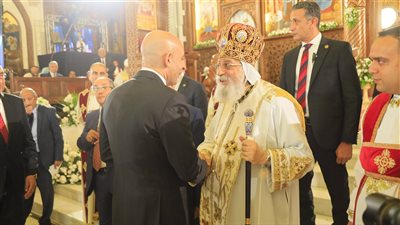 وزير التربية والتعليم يشارك في قداس عيد القيامة المجيد