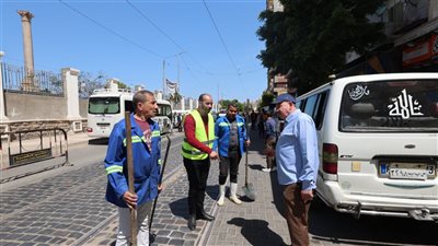 رئيس شركة الصرف الصحي بالإسكندرية يشدد على متابعة خطط التطهير والتطوير