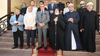 محافظ جنوب سيناء يقدم التهنئة للإخوة الأقباط بمناسبة عيد القيامة المجيد