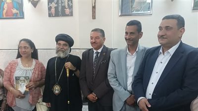 مدير تعليمية نجع حمادي يقدم التهنئة بعيد القيامة بدير الأنبا بضابا