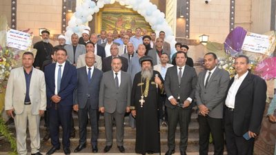 محافظ أسيوط يزور المطرانيات للتهنئة بعيد القيامة المجيد