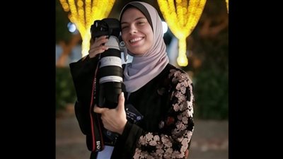 فاطمة حسونة.. شهيدة الصحافة والفن التي وثّقت حياة المدنيين تحت الاحتلال