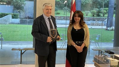 رانيا يحيى تكرم المشاركين بحفل ذكرى باجانينى