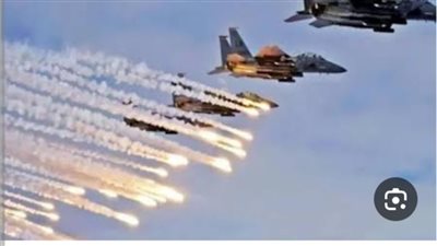 الطيران الأمريكي يقصف ثكنات للحوثيين بمأرب