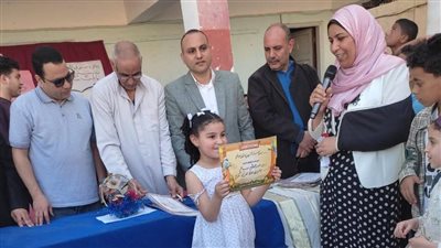 مدرسة الشهيد عاطف سالم بكفر الشيخ تحتفل بذكرى تحرير سيناء (صور)