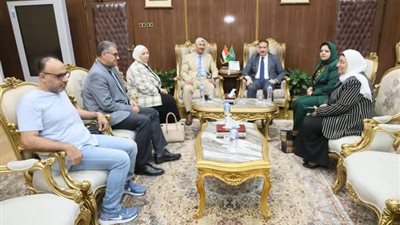 محافظ المنوفية يلتقي رئيس شركة جنوب الدلتا للكهرباء الجديد لبحث التعاون المشترك 