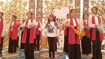 عمل مسرحي لتلاميذ جراجوس بقوص ضمن التجربة اليابانية بمدارس مصر