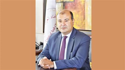 قيود صندوق النقد تعوق رفع مستوى المعيشة