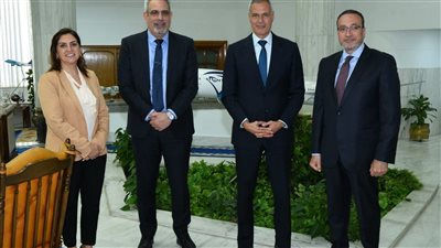 رئيس القابضة لمصرللطيران يبحث مع نائب رئيس IATA سبل تعزيز التعاون