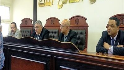 لسرقة 6 إطارات سيارات.. الإعدام شنقاً لـ3 مواطنين متهمين في البحيرة 