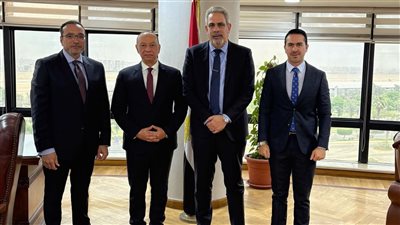 زيارة وفد الإياتا لسلطة الطيران المدني المصري لبحث التعاون والتكامل في مجالات النقل الجوي والبيئة والاستدامة