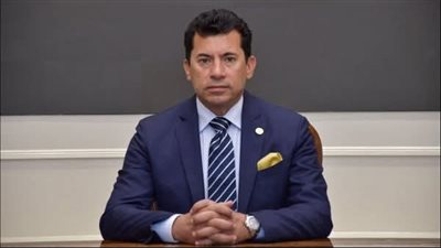 وزير الشباب والرياضة يشارك فى احتفالات أعياد تحرير سيناء بالعريش 