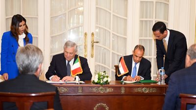 مشاورات سياسية بين مصر وإيطاليا