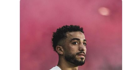 نيس يهدي فوزه على باريس سان جيرمان إلى محمد عبد المنعم بعد اصابته