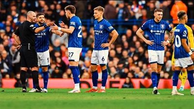 إيبسويتش تاون بقيادة سام مرسي يودع الدوري الإنجليزي ويهبط لـ التشامبيونشيب