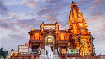 إصابة 8 أشخاص في سقوط ستاند إنارة خلال حفل بقصر البارون