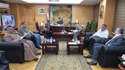 محافظ الفيوم يلتقي أعضاء مجلسي النواب والشيوخ لبحث مطالب المواطنين