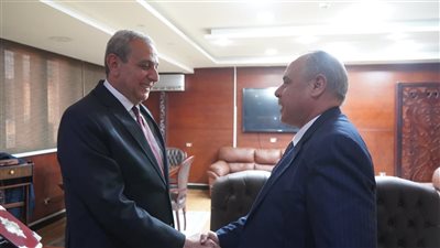 محافظ الغربية: تطوير منظومة التأمينات والمعاشات أولوية 