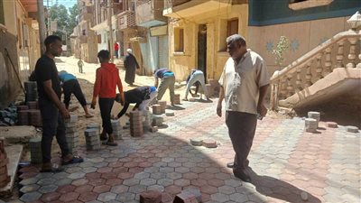 قنا| تركيب بلاطات لشوارع قوص بمساحة 25 ألف متر 