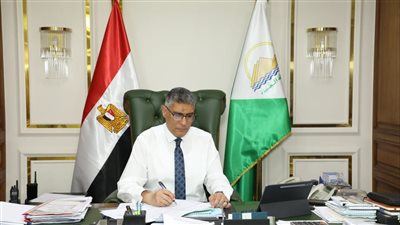 محافظ الجيزة يعتمد حركة تغييرات واسعة لـ ٤٨ قيادة محلية بالمراكز والمدن 