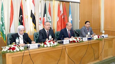 حقوق المنصورة تناقش الجوانب القانونية والاقتصادية للاستثمار العقاري