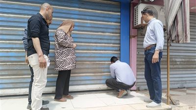 تشميع وإغلاق محلات غير مرخصة بشبراخيت في البحيرة 
