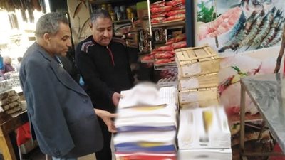 ضبط 2 طن أسماك مجمدة ورنجة بدون فواتير بفاقوس