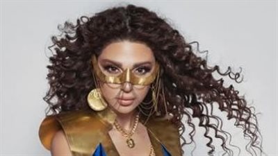 ميريام فارس تطل بالفضفاض المثير (صور)