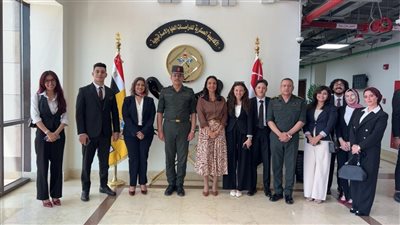 وفد طلابي من 