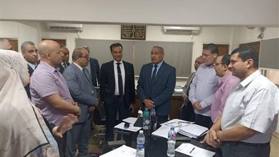 رئيس كهرباء شمال القاهرة يتفقد ديوان الشركة بمدينة نصر  