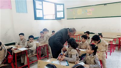 وكيل تعليم الفيوم يشدد على تنفيذ البرنامج العلاجي للقراءة والكتابة في المدارس