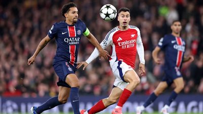 اعلان حكم مباراة باريس سان جيرمان وآرسنال بدوري الأبطال