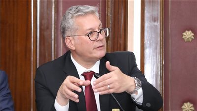 وزير البترول والثروة المعدنية يلتقي أعضاء لجنتى الطاقة والبيئة والصناعة بمجلس النواب