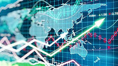 ممدوح سلامة: الاقتصاد العالمي حقق نمواً بنسبة 3.2% في عام 2025 رغم التحديات