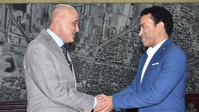 محافظ الأقصر يستقبل الفنان سامح حسين ويؤكد على سمو الفن المصري الهادف