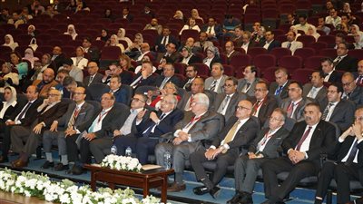 أحمد طه يشارك فى المؤتمر الأول للمستشفيات الجامعية 2025 بجامعة عين شمس