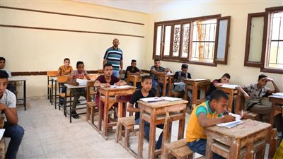 21 مايو.. بدء امتحانات صفوف النقل والشهادات العامة فى قنا 