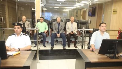 محافظ بني سويف يتابع مستجدات عدم استقرار الأحوال الجوية من مركز السيطرة 