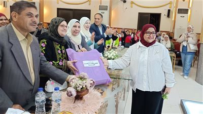 أهل مصر.. نادى السعادة يكرم د. دينا هويدي فى احتفالية بالعريش 