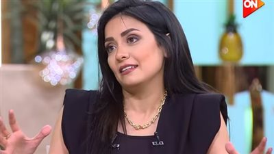 سهر الصايغ تكشف سبب عدم تركها مهنة طب الأسنان بعد شهرتها (فيديو)