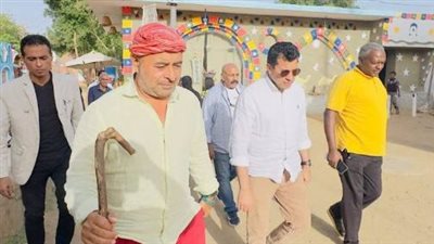 وزير الرياضة يتفقد مركز شباب غرب سهيل في مستهل جولة تفقدية بأسوان