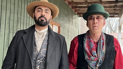 مشاهد تبادل لإطلاق النار تجمع محمد كريم مع نيكولاس كيدج و ستيڤن دورف في Gunslingers