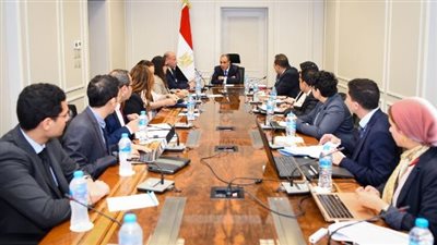 وزير الخارجية يلتقي بقطاع الأمريكتين بالوزارة  